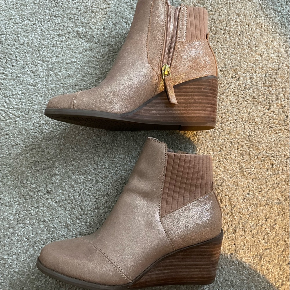 Toms Wedge Bootie